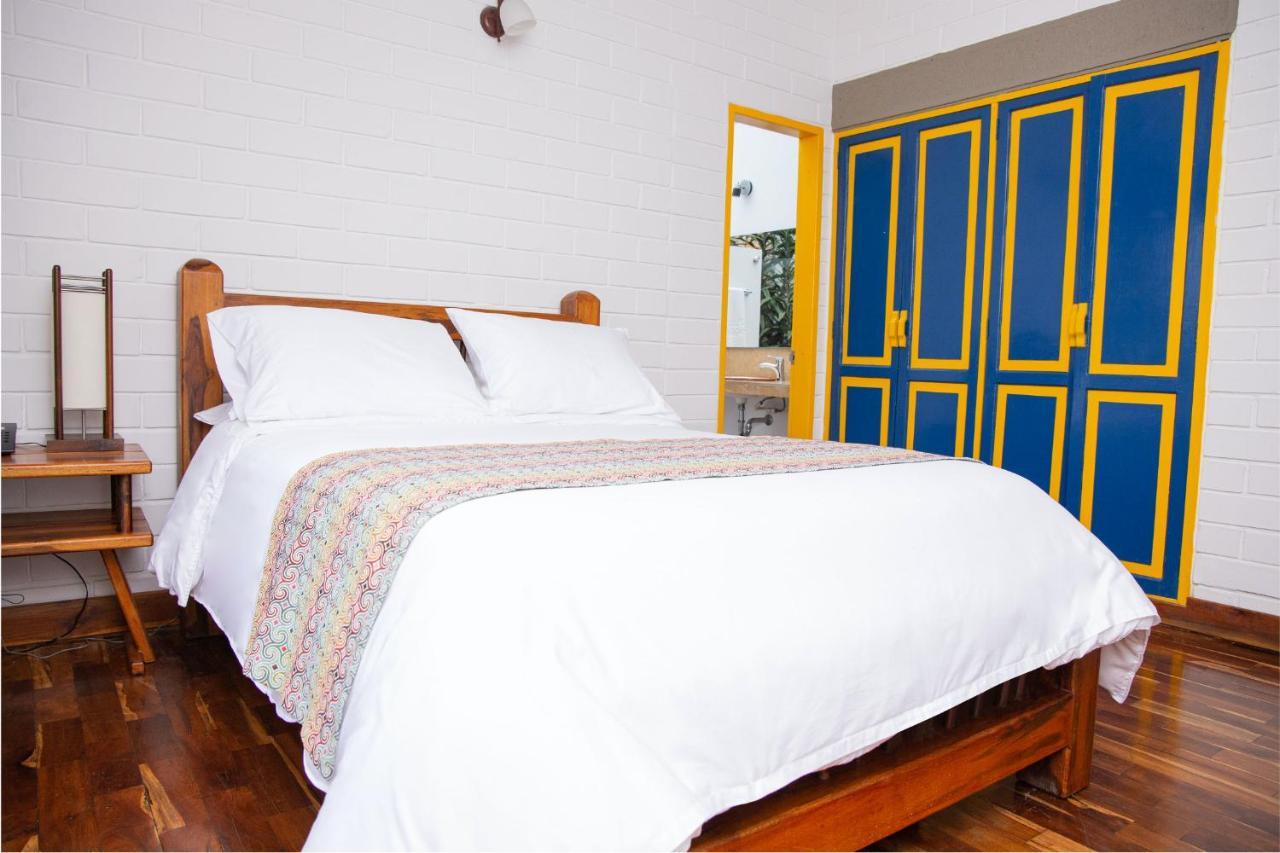 Termales El Otono Hotel La Enea ภายนอก รูปภาพ A bedroom at the hotel