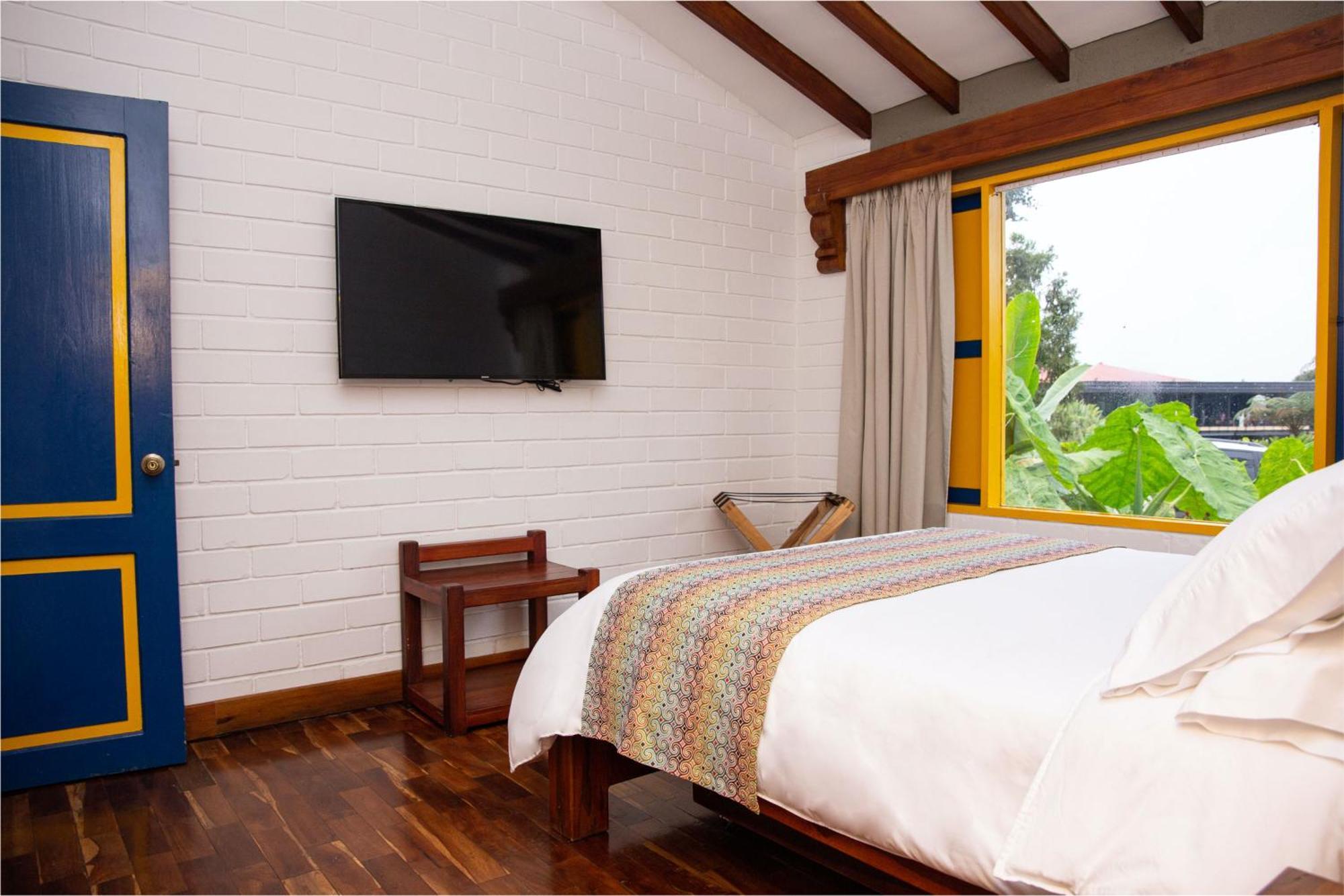 Termales El Otono Hotel La Enea ภายนอก รูปภาพ
