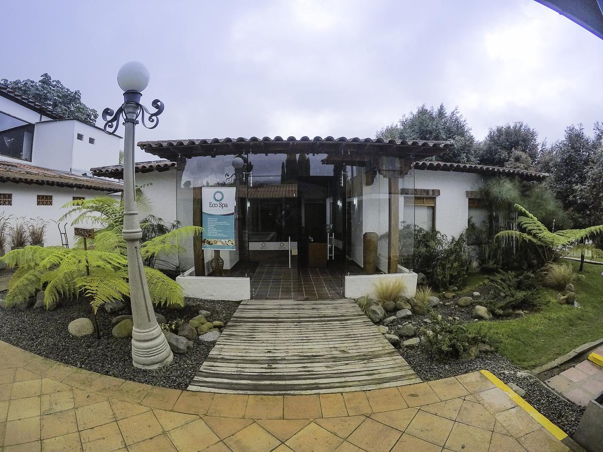Termales El Otono Hotel La Enea ภายนอก รูปภาพ Entrance to the museum